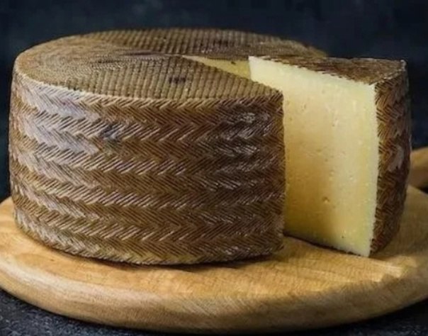 МАНЧЕГО из овечьего молока