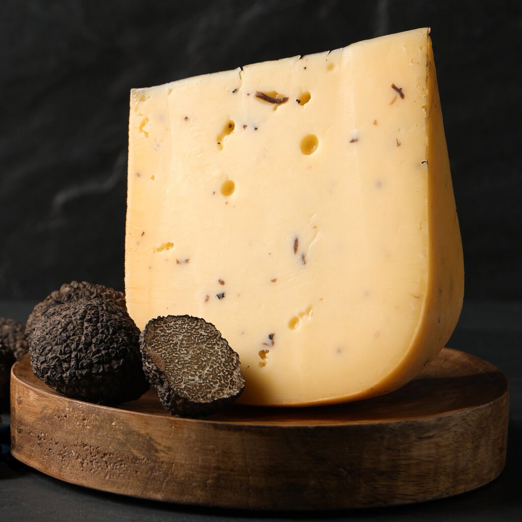 ТАРТЮФО из овечьего молока с трюфелем